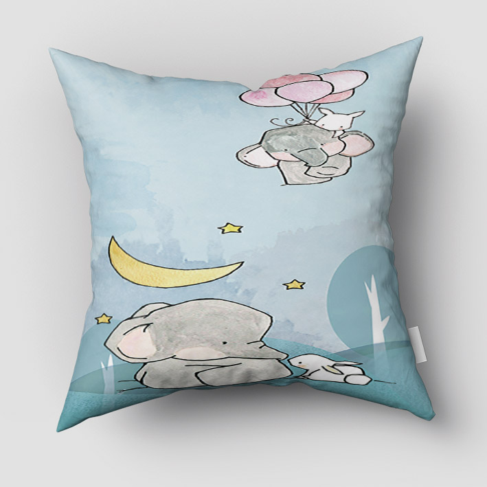 کوسن چاپی طرح فانتزی فیل طوسی با ماه و ستاره