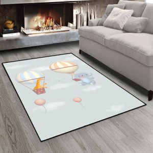 فرش چاپی اتاق کودک طرح فیل و زرافه سوار بالن