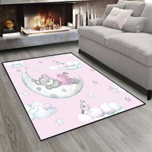 فرشینه اتاق نوزاد عروسک خرسی خوابیده روی ماه